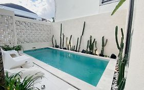 Escotel Tempekan Guest House